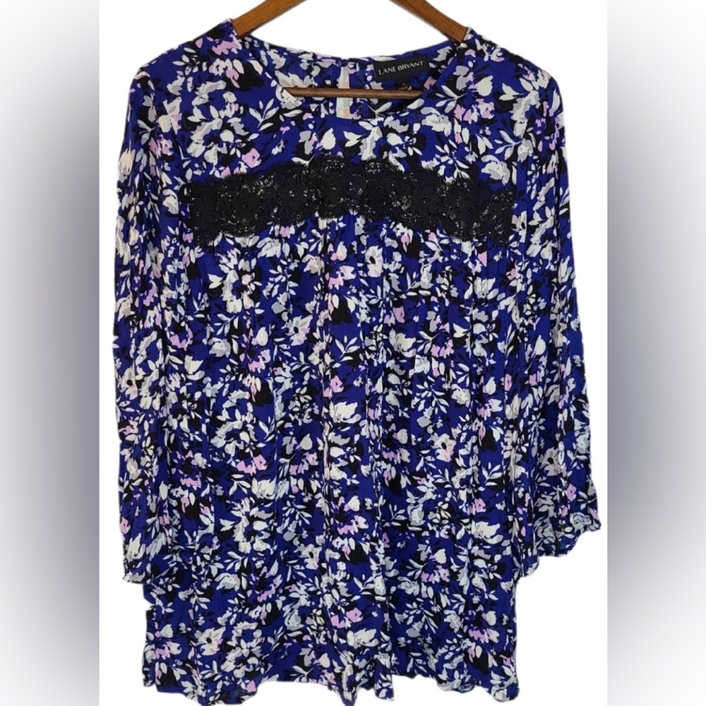 Lane Bryant Loose Flowy Floral Blouse with Black Lace across the Front